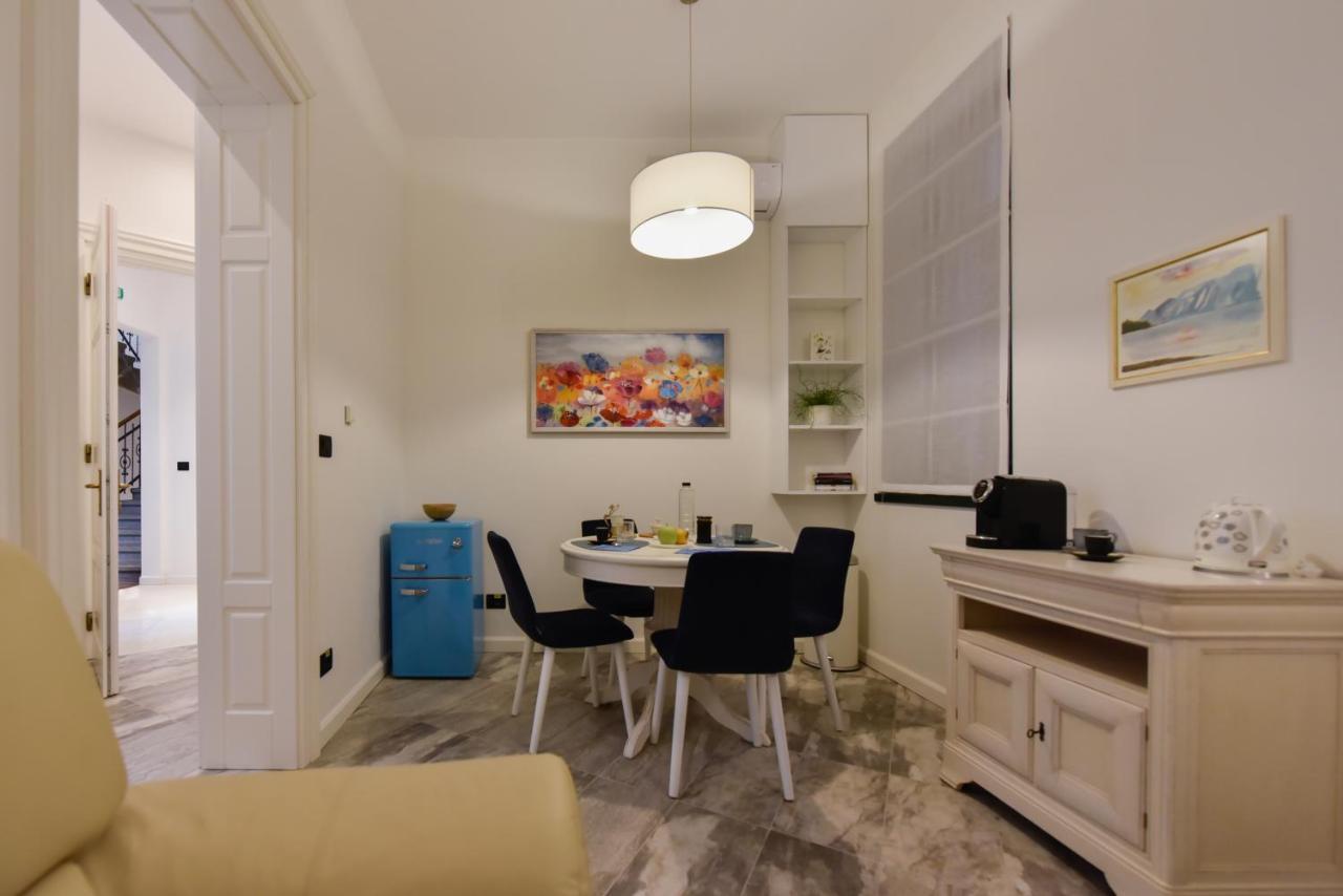 Apartment No 6 *